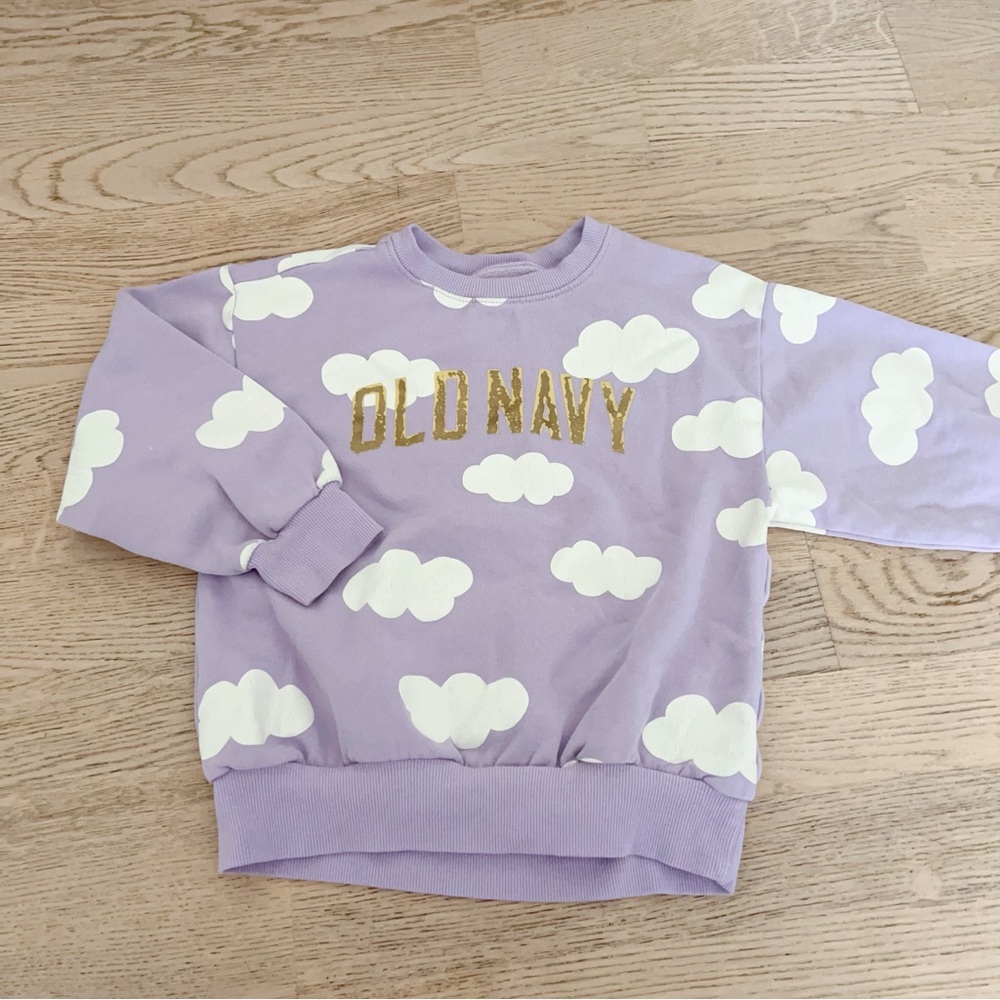 ✨ Old Navy Lilac Cloud Sweatshirt – Size 5T